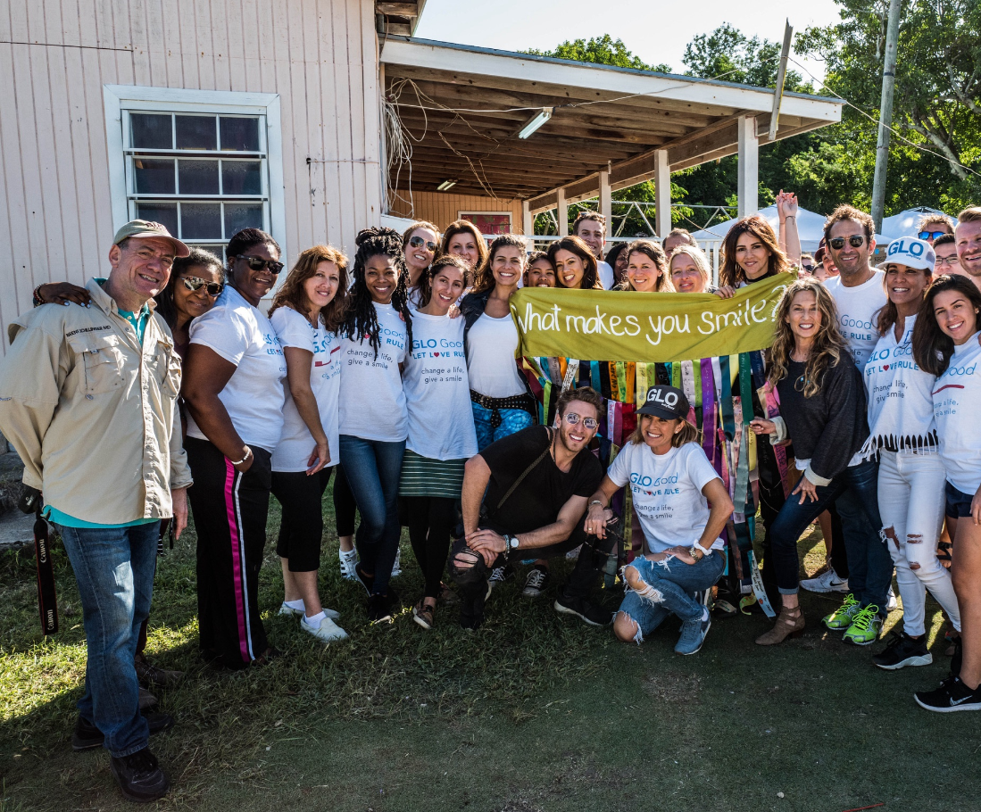GLO Good team — Give a smile, change a life
